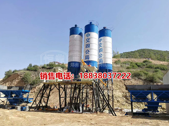 中交四公局2HZS50混凝土攪拌站使用現(xiàn)場 鄭州百強建機(jī) 中交四公局2HZS50混凝土攪拌站使用現(xiàn)場 鄭州百強建機(jī)
