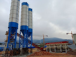 ��?g��u)?qi��ng)���C(j��)�c�V���������Ǹۻ���������վ�����F(xi��n)��(ch��ng)